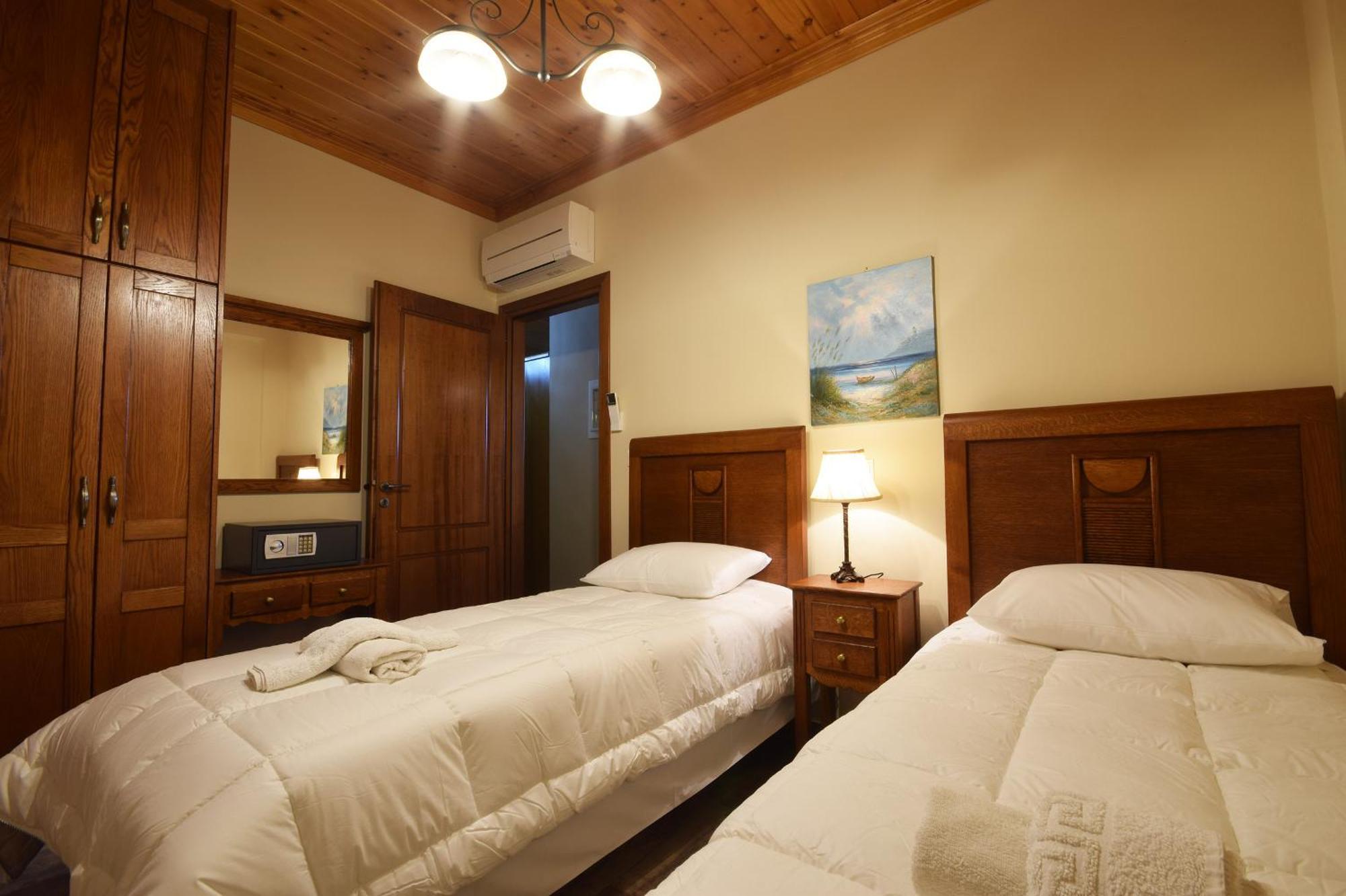 Driopes Villas Koróni Екстериор снимка