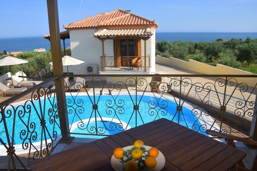 Driopes Villas Koróni Екстериор снимка